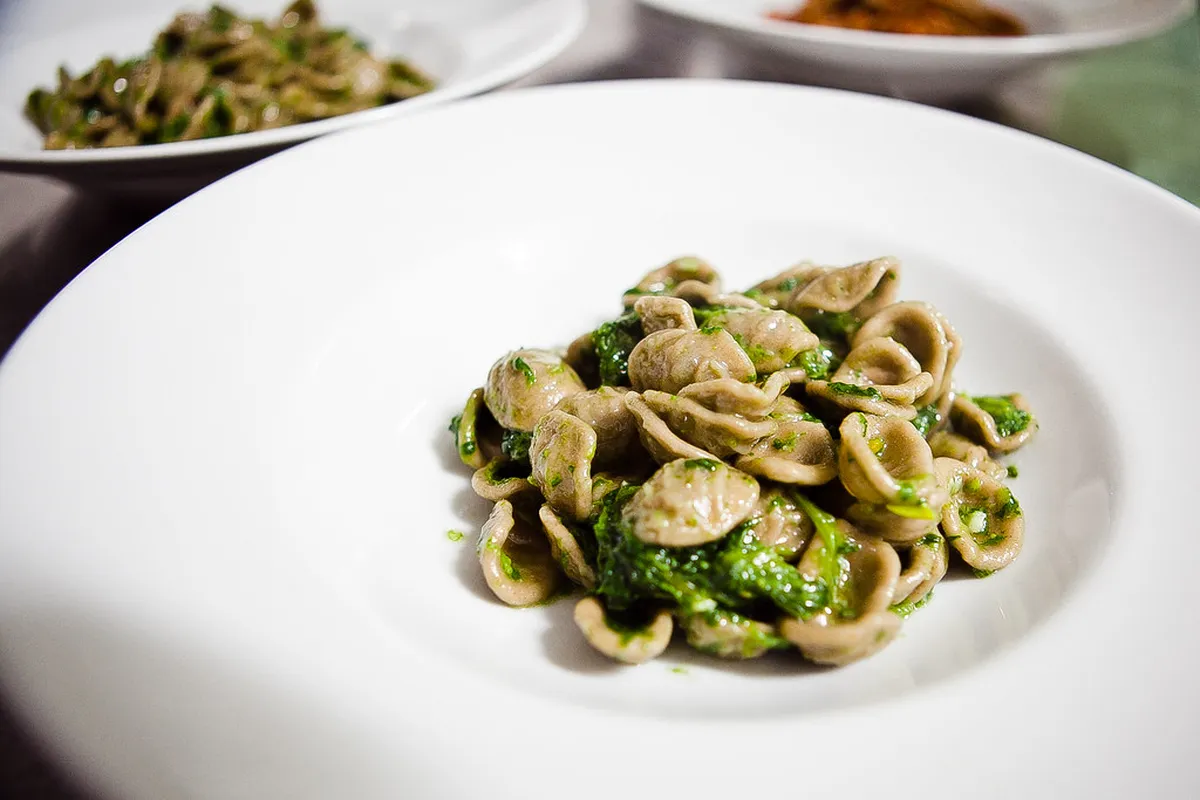 What To Eat In Bari: 10 Essential Dishes and Dining Spots