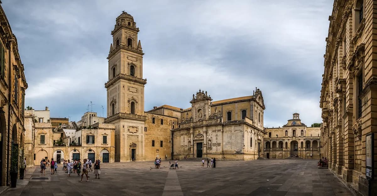 Lecce travel guides